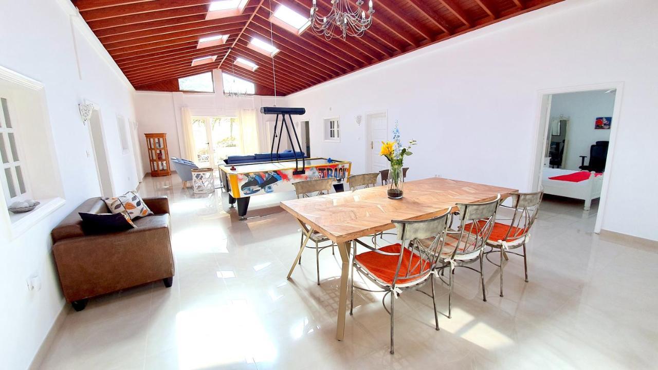 Stunning Sea View Villa With 6 Bedrooms & Heated Pool - Villa Renaissance Playa Blanca  Ngoại thất bức ảnh