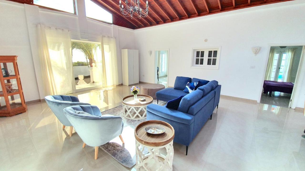 Stunning Sea View Villa With 6 Bedrooms & Heated Pool - Villa Renaissance Playa Blanca  Ngoại thất bức ảnh