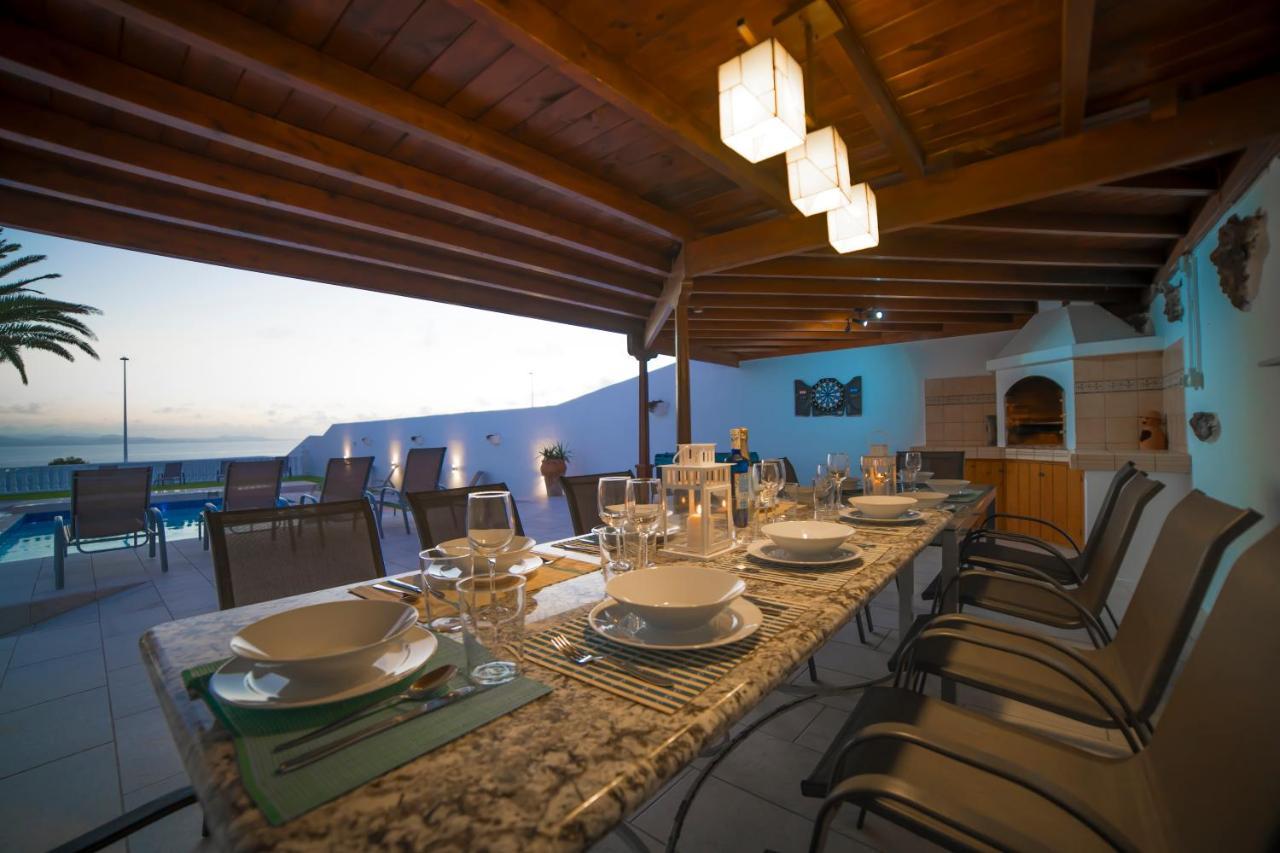Stunning Sea View Villa With 6 Bedrooms & Heated Pool - Villa Renaissance Playa Blanca  Ngoại thất bức ảnh
